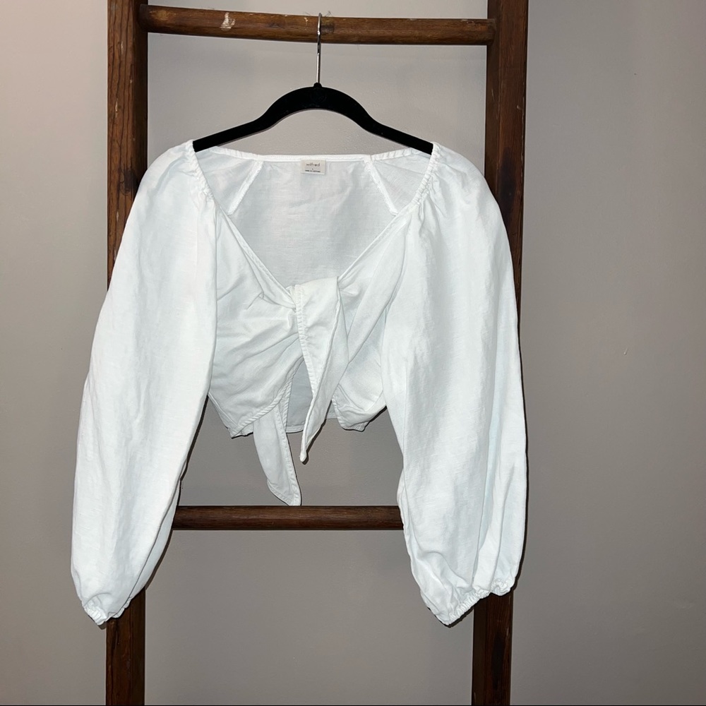 Wilfred front tie long sleeve crop top